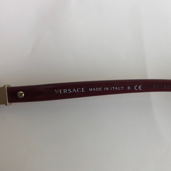 ombre Versace eyeglasses w/crystal detail. 💓 - Picture 5 of 16